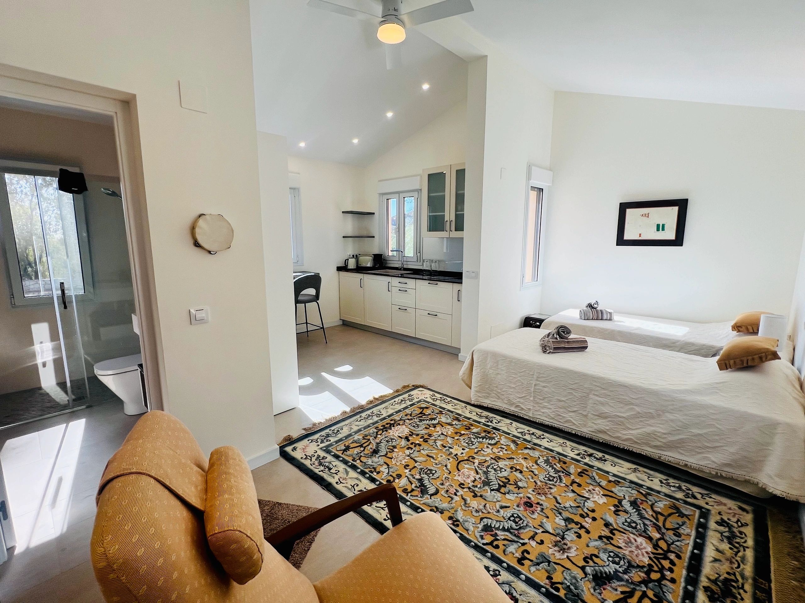 A twin bedroom at House of Inquiry